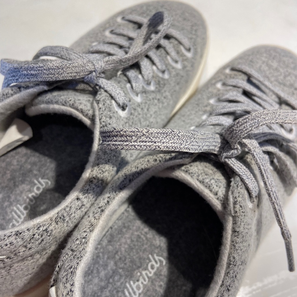 Womens size 10 light grey woolen allbirds